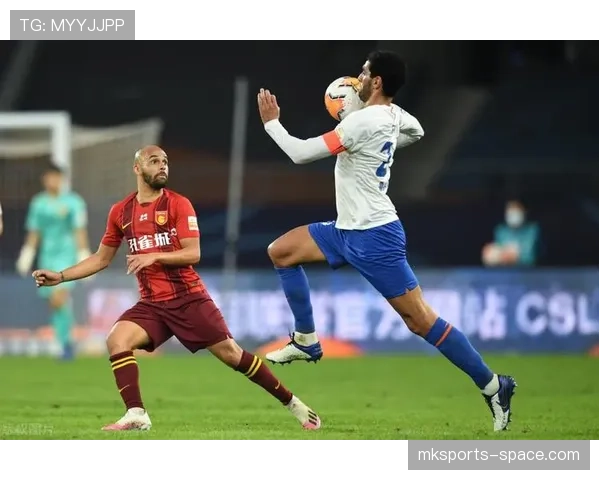 铲球犯规判罚标准为何常被裁判误判？深度解析关键细节