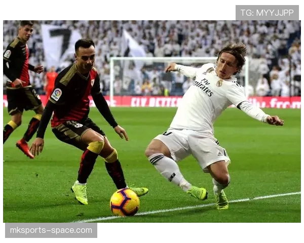 塞维利亚：豪门复兴之路面临考验，当前阶段走势如何